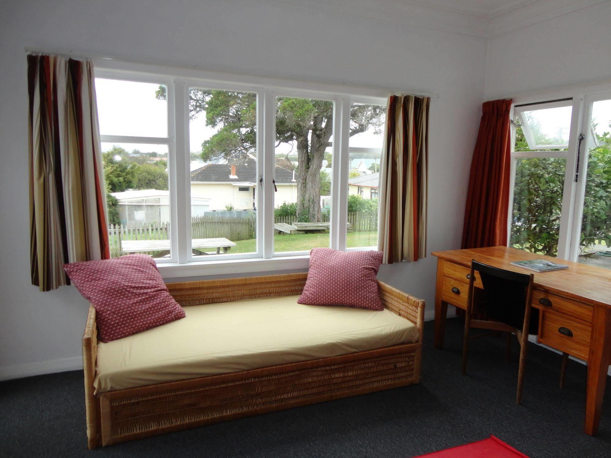 Hostel 42B College House Whanganui Exterior foto